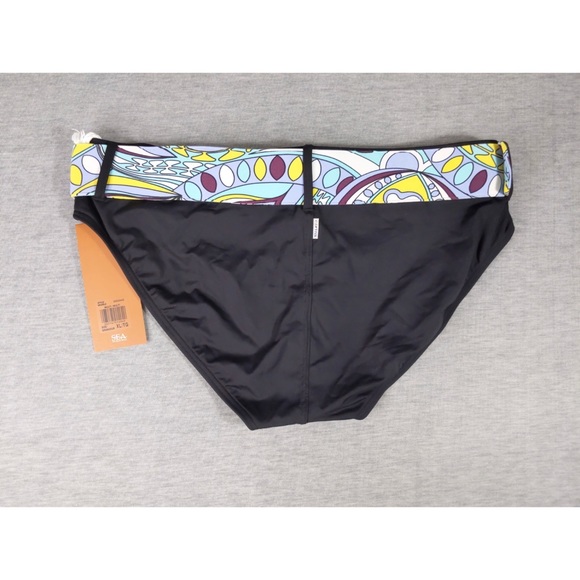 🎉 3/$20 Captiva Belted Bikini Bottom - Picture 2 of 11